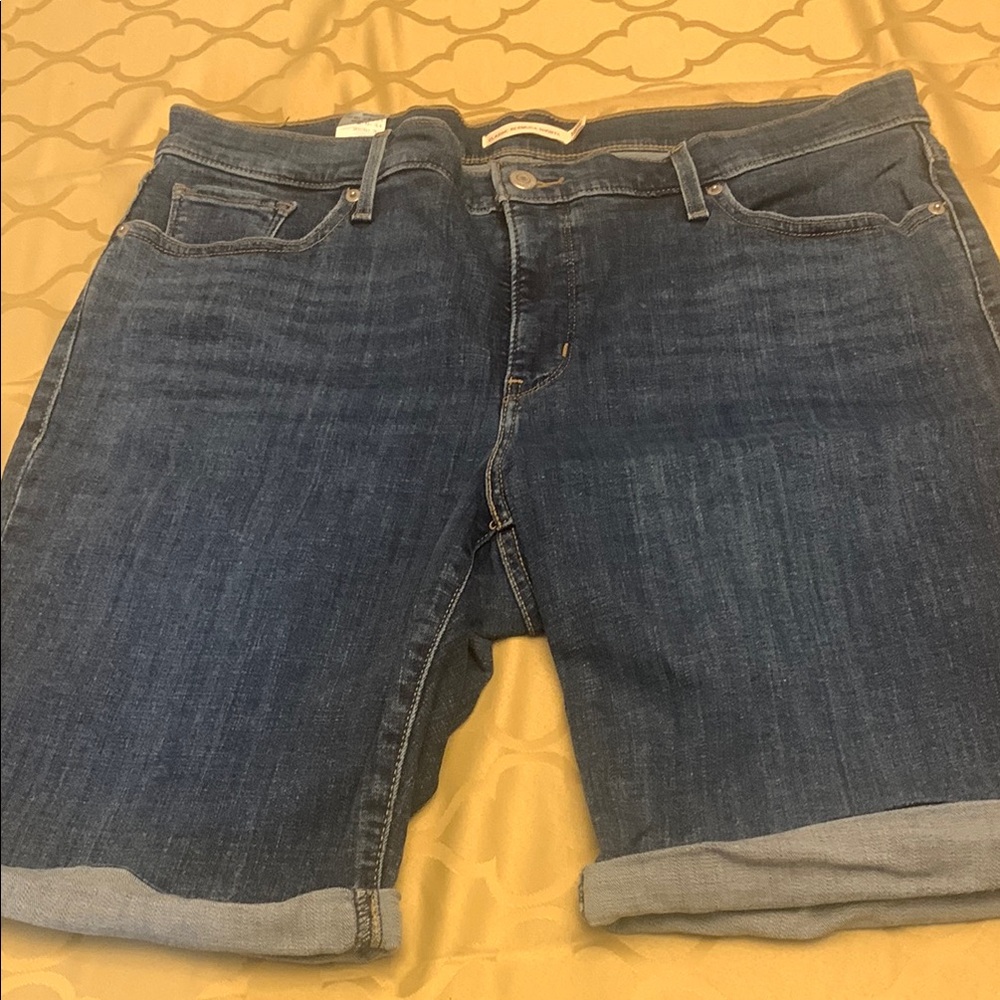 Levi's Classic Blue Denim Jeans